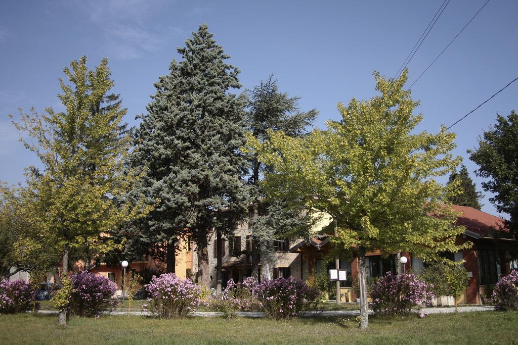 Locanda Lago Bleu Pellegrino Parmense Экстерьер фото